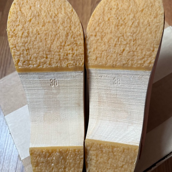 Bryr Clogs Natural Worker Clog size 38 (7.5-8) - Picture 4 of 7